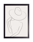 Sombrero Chic: dibujo de línea fina negra de una mujer con sombrero sobre fondo gris claro, cuadro con marco negro (SL-028)