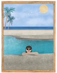 Oasis: persona con lentes oscuros en una alberca turquesa con palmeras, cuadro con marco madera (IAB-045)
