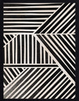 Rayado: franjas negras y crema en bloques horizontales, verticales y diagonales, cuadro con marco negro (F-062)
