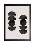 Dúo Negro: dos torres de medias lunas y esferas negras sobre fondo crema, cuadro con marco negro (F-030)